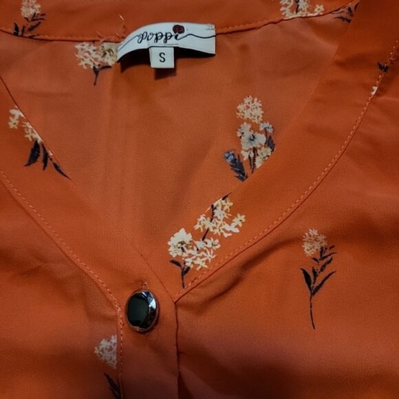 Poppi Roll Tab Sleeve Floral Blouse Size Small NWT Summer Casual Coral Pink - Picture 2 of 10